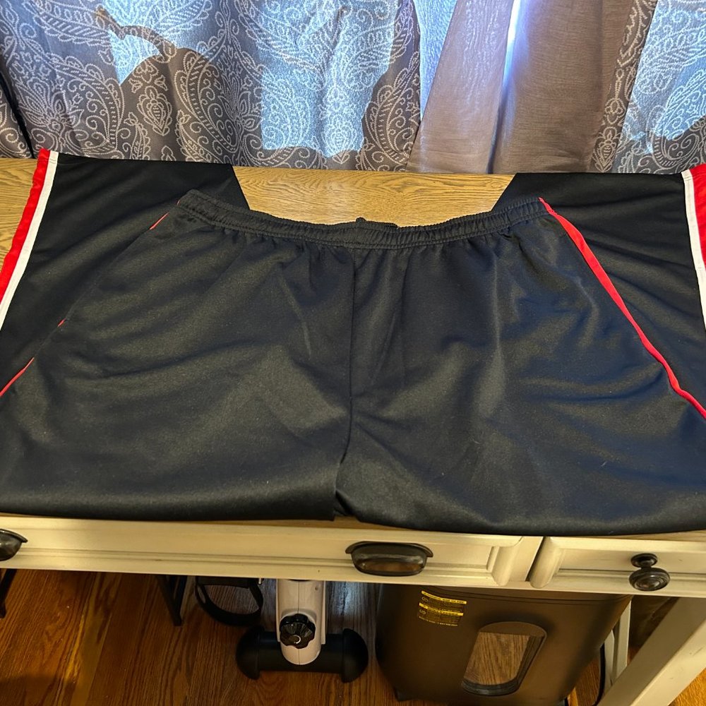 Men’s Pants - Picture 8 of 14